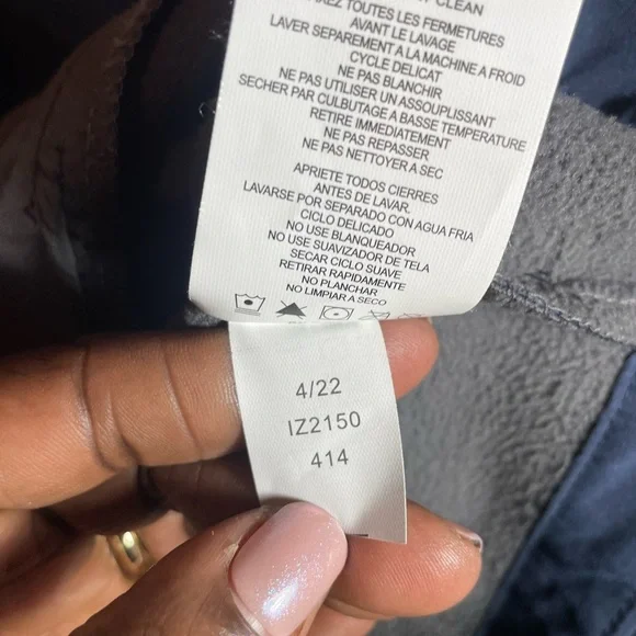 IZOD Men’s Navy Softshell Zip Vest Lightweight Golf Outdoor Casual Size M NWOT - Picture 12 of 15